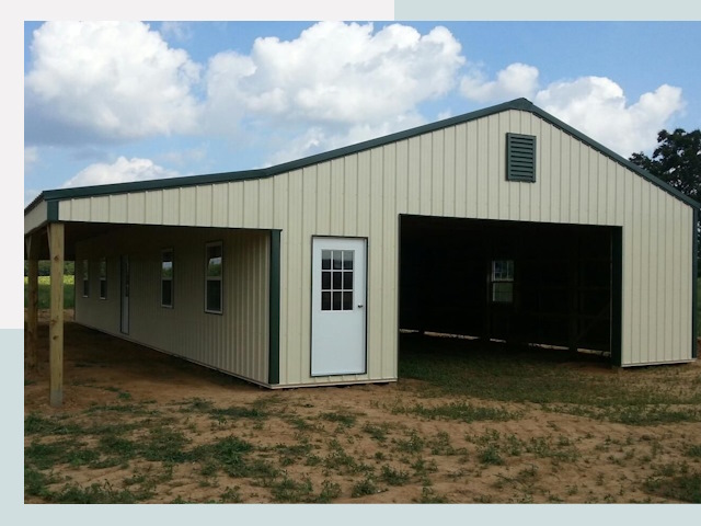 Строительство конюшен в Шебекине