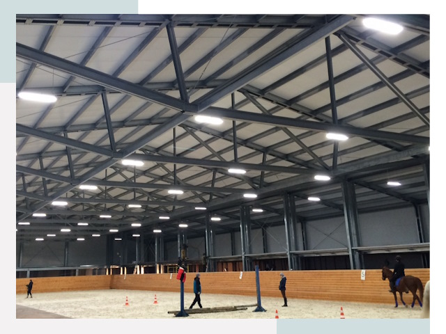 Строительство конных манежей от 611 руб в Шебекино